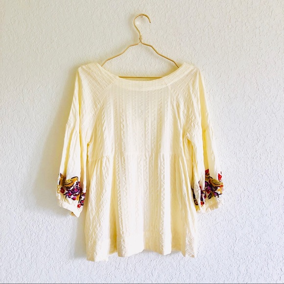 Theme Boutique Embroidered Puff Sleeve Peasant Top - Picture 8 of 9